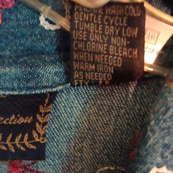 New Directions, light Jean Jacket, size M - Picture 3 of 4